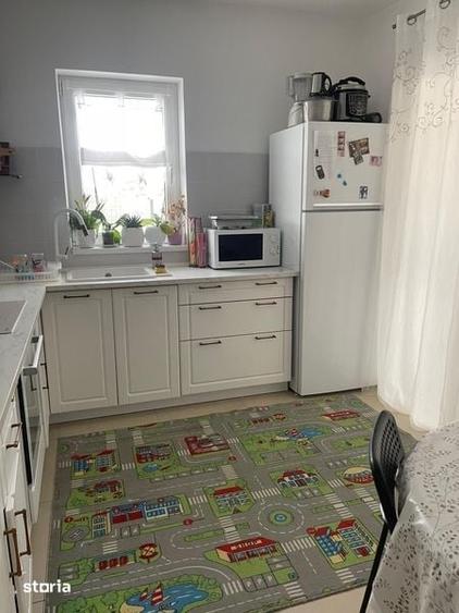 Casă cu 3 camere cu Teren 80 Mp în Vidra