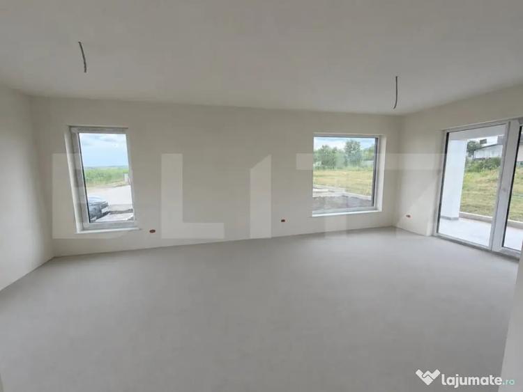 Casă cu 4 camere cu Teren 318 Mp în Central