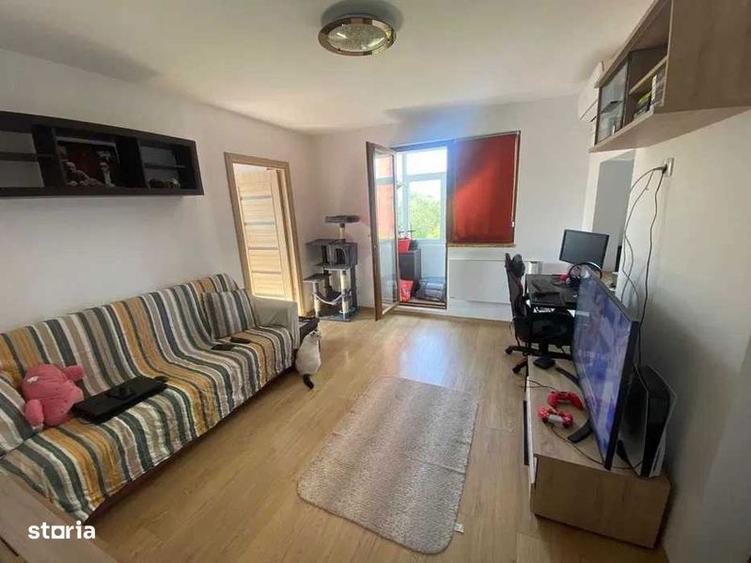 Apartament cu 2 camere, mobilat în Podu Roș