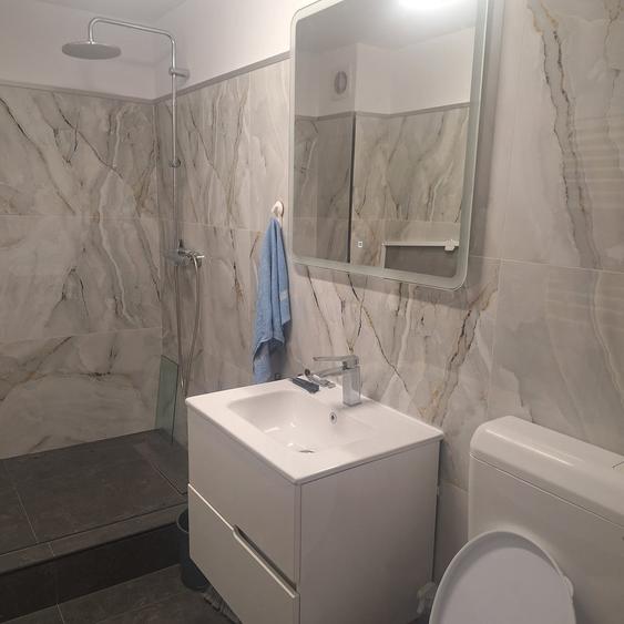 Apartament decomandat în Sebastian
