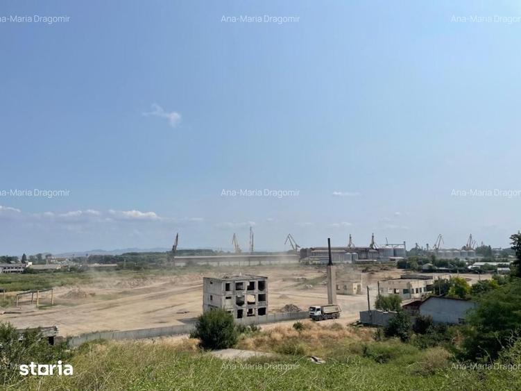 Teren de 63000 mp, în Centură