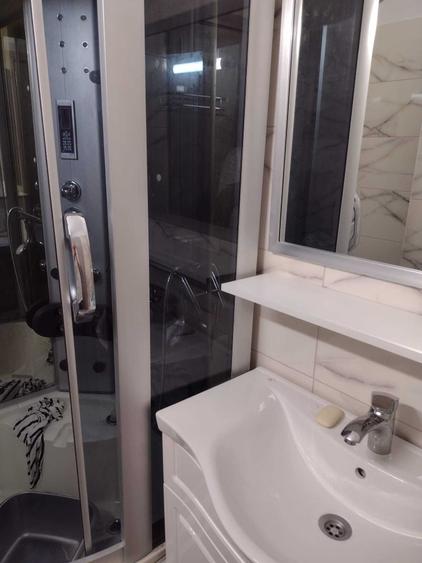 Apartament cu 3 camere decomandat în Gorjului