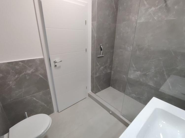 Garsonieră decomandată în Florești