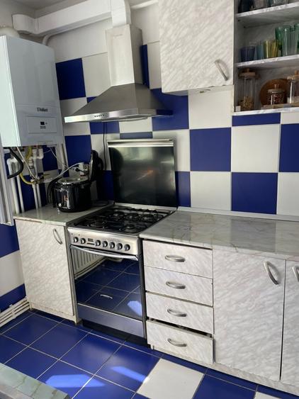 Apartament cu 2 camere semidecomandat, mobilat în Nicolina