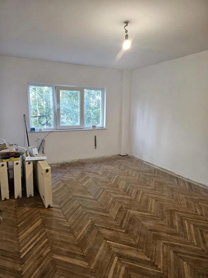 Vanzare - ap. 3 camere - Lipovei - - 1