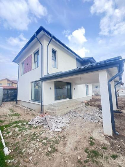 Casă cu 4 camere în Dârvari