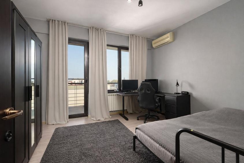 Apartament cu 4 camere semidecomandat, mobilat în Pipera