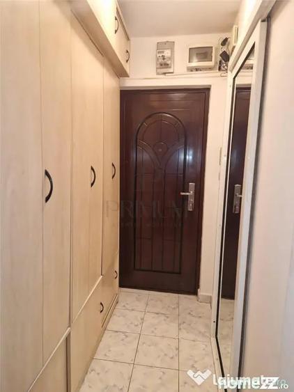 Apartament cu 2 camere semidecomandat în Dacia