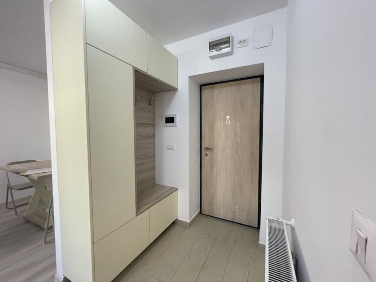 Apartament cu 2 camere semidecomandat, mobilat în Theodor Pallady