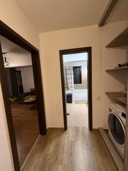 Apartament cu 2 camere decomandat în Apărătorii Patriei