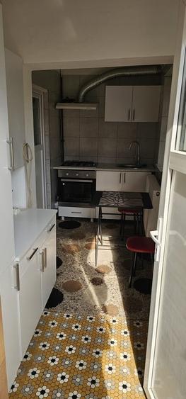 Apartament cu 2 camere semidecomandat în Rahova