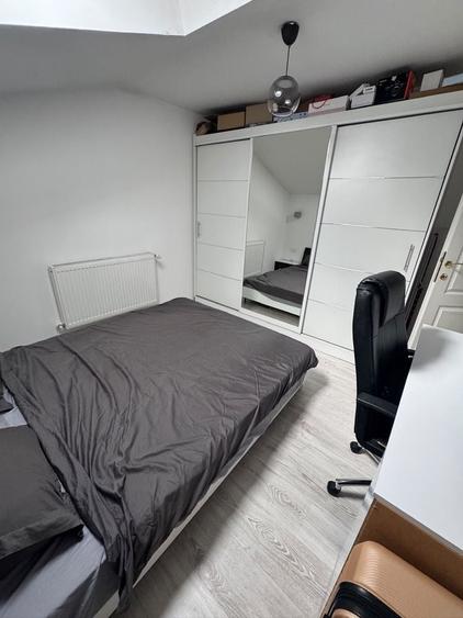 Apartament cu 3 camere decomandat în Exterior Vest