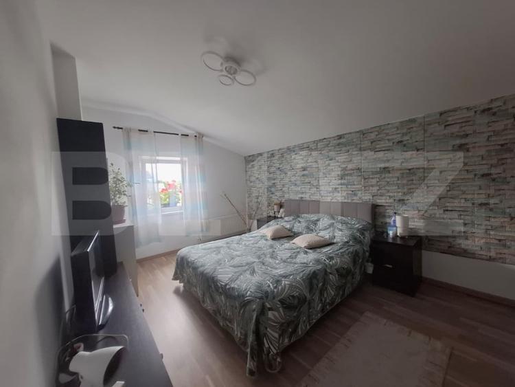 Casă individuală cu 6 camere decomandat cu Canalizare în Tărlungeni