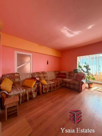 Apartament cu 4 camere în Km 4-5