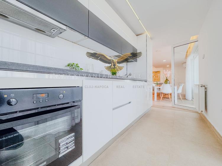 Apartament cu 5 camere decomandat, mobilat în Bună Ziua