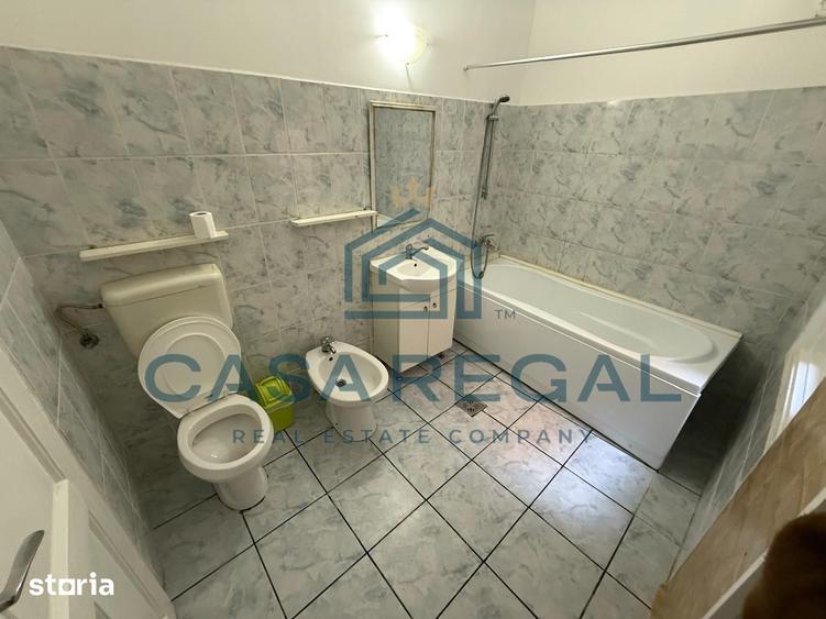 Apartament cu 4 camere, mobilat în Ultracentral