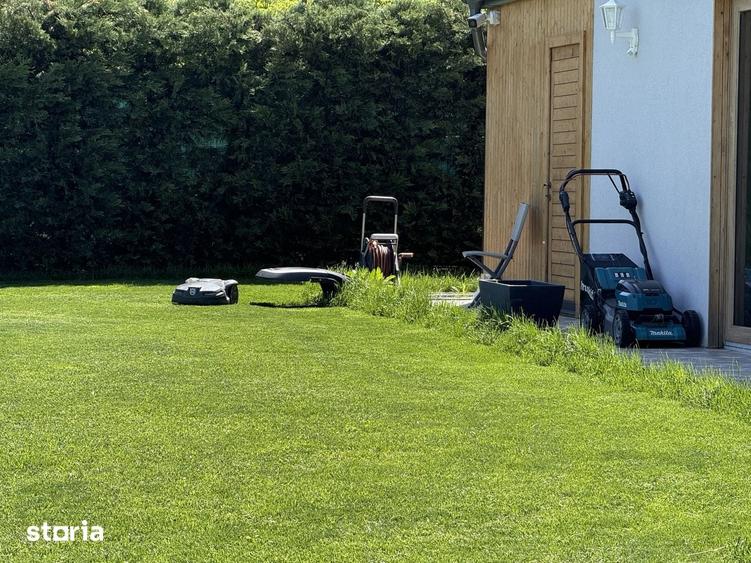 Casă cu 2 camere cu Teren 1540 Mp în Jucu
