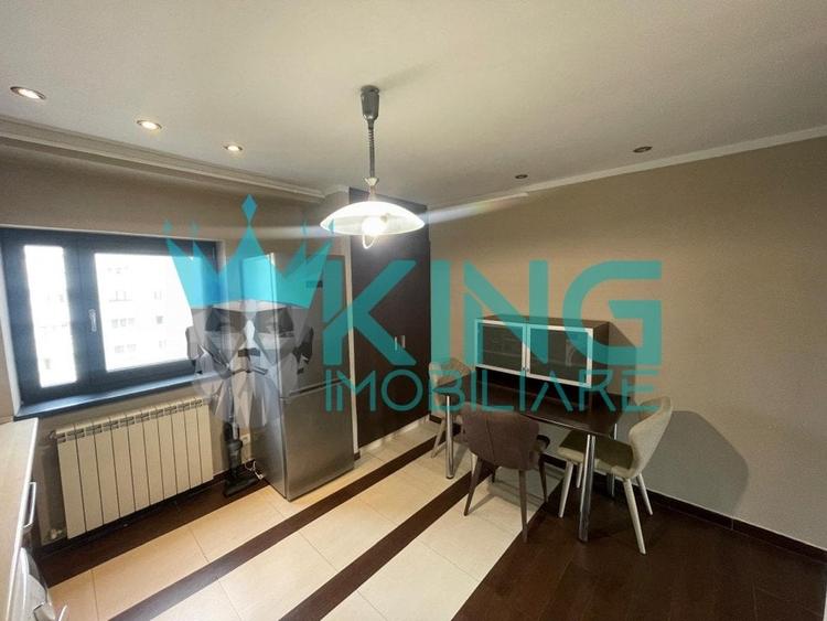 Apartament cu 3 camere decomandat, mobilat în Decebal