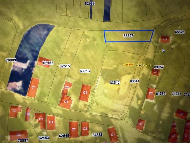 Teren de 400 mp, în Central