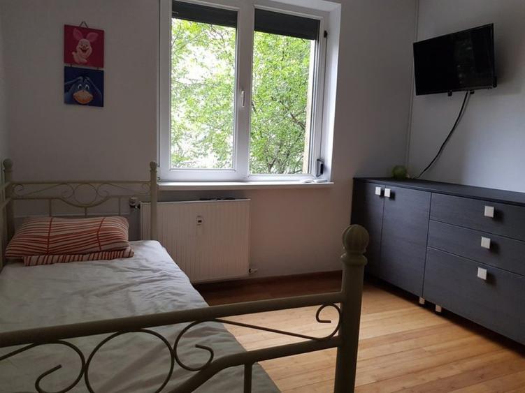 Apartament cu 3 camere decomandat în Dristor
