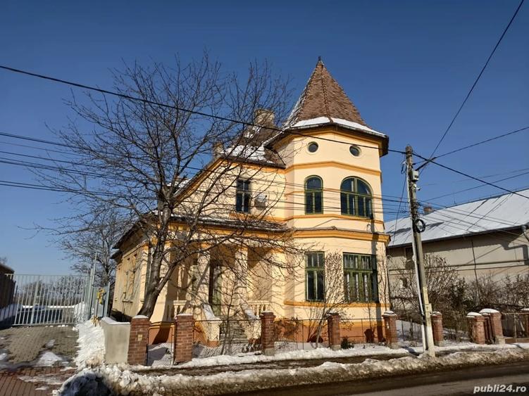 Casă cu 6 camere în Siret
