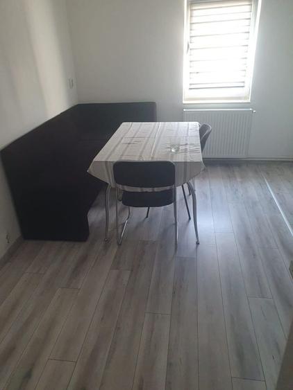 Apartament cu 2 camere decomandat în Florești