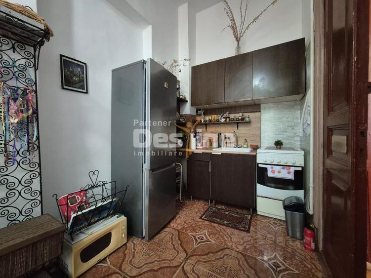 Apartament cu 2 camere decomandat, mobilat în Armeneasca