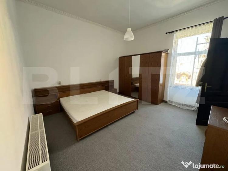 Apartament cu 3 camere decomandat în Central