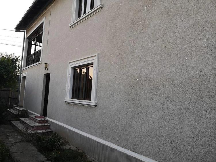 Casă cu Teren 273 Mp în Crângurile