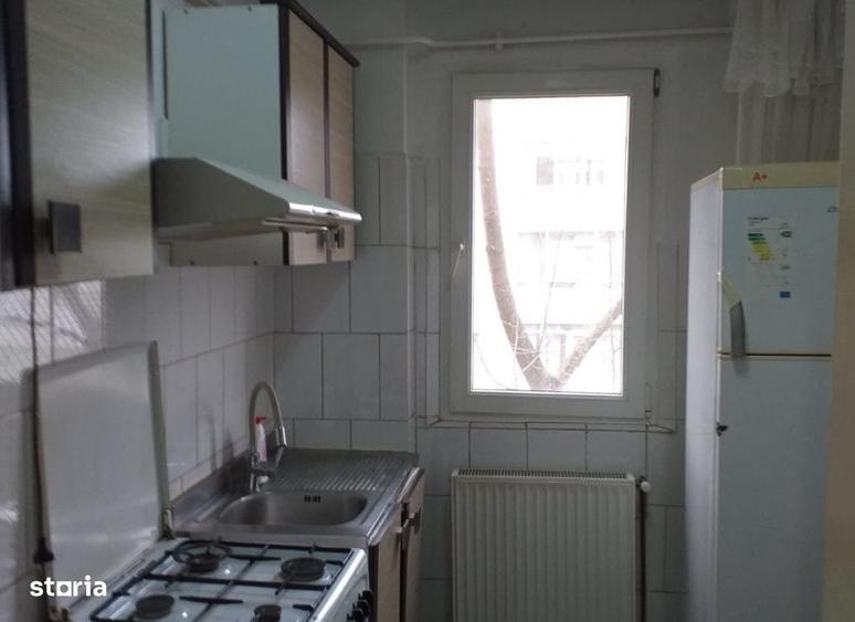 Apartament cu 2 camere în Podu Roș