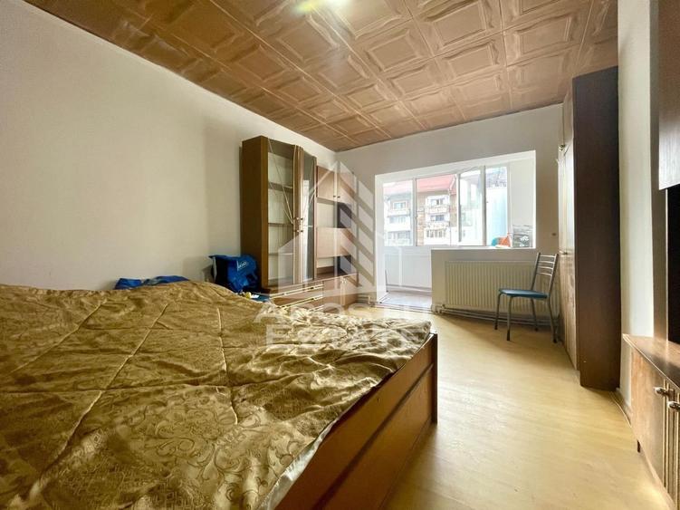 Apartament decomandat cu 3 camere - zona Centrala - 4