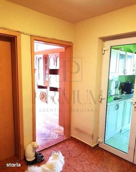 Apartament cu 4 camere decomandat în Complex Studențesc