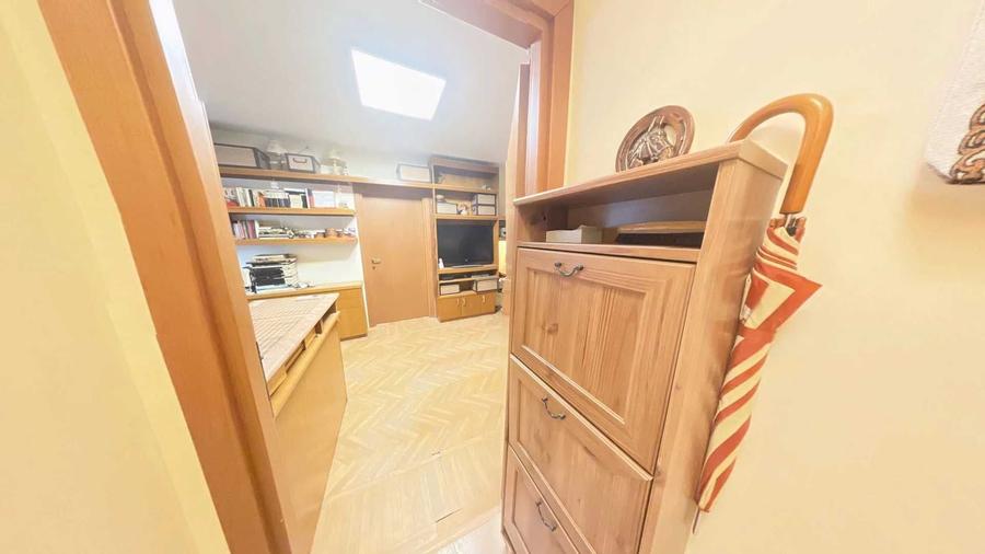 Apartament cu 2 camere semidecomandat, mobilat în Floreasca