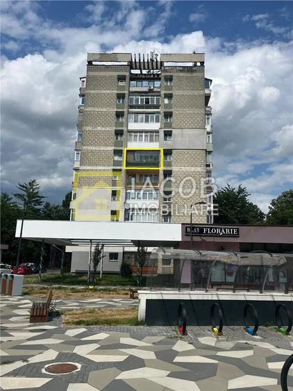 Garsonieră decomandată în Gară