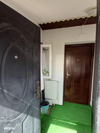 De vanzare casa cu suprafata construita 92mp si curte de 584mp - 10