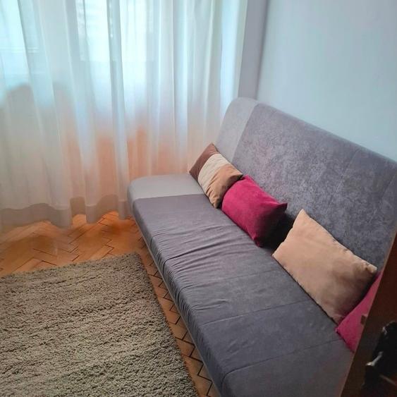 Apartament cu 3 camere decomandat, mobilat în Central