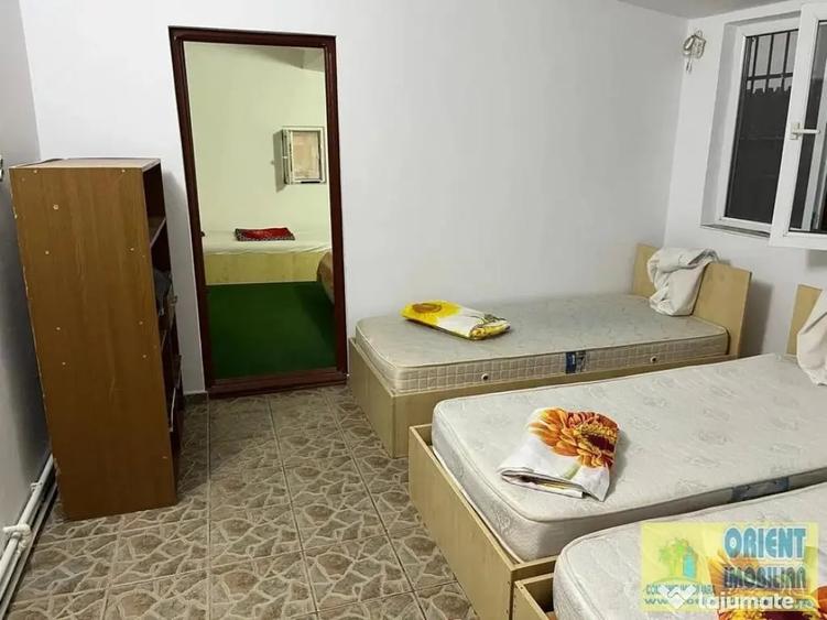 Casă cu 6 camere cu Teren 250 Mp în Cumpăna