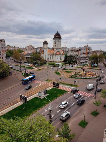 Apartament cu 2 camere decomandat în Barieră