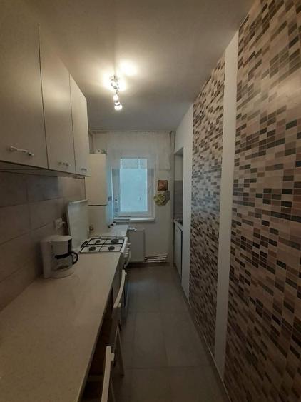 Apartament cu 2 camere semidecomandat în Exterior Vest