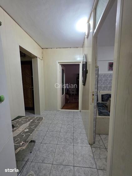 3 camere, bulevardul Roman Mu?at, etaj 1