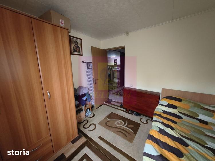 Casă cu 3 camere cu Teren 320 Mp în Colibași