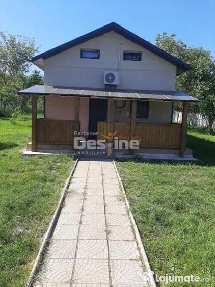 Casă cu 5 camere cu Teren 1675 Mp în Josani