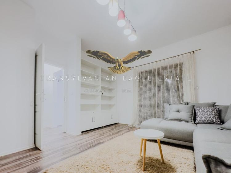 Apartament cu 2 camere decomandat, mobilat în Semicentral