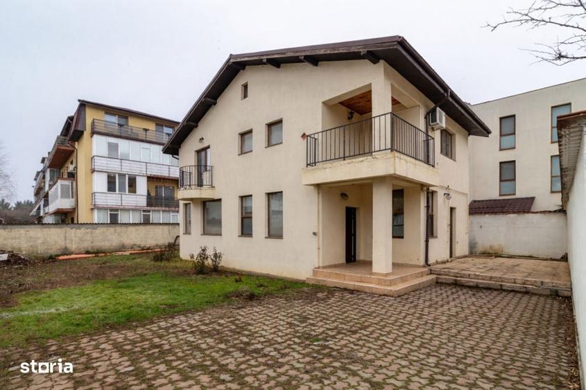 Casă cu 4 camere în Dudu