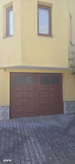 Apartament cu 3 camere în Zorilor