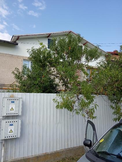 Duplex cu 5 camere cu Teren 938 Mp în Găgeni