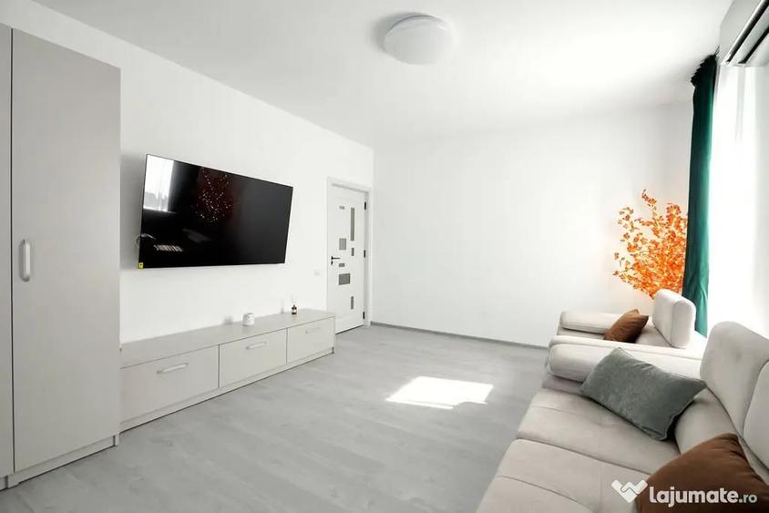 Apartament cu 2 camere decomandat în Central