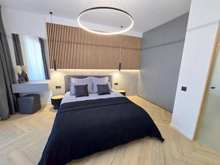 Apartament cu 2 camere semidecomandat, mobilat în Mărăști