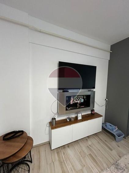 Apartament cu 3 camere de închiriat în zona Central - 9