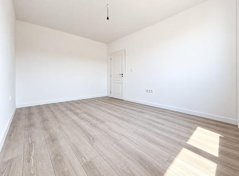 Apartament cu 2 camere decomandat în Giroc